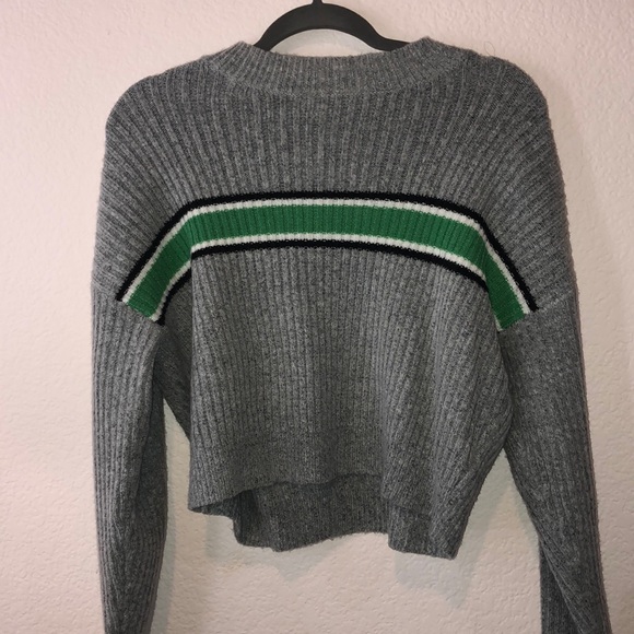 Forever 21 Sweaters - Forever 21 Sweater